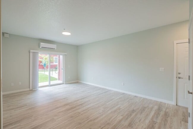 Photo - 13001 S Crompton Lane Unit 223