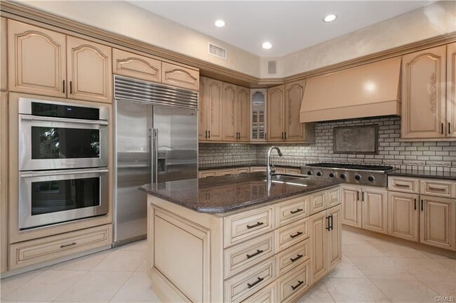 Photo - 5218 Otis Ave