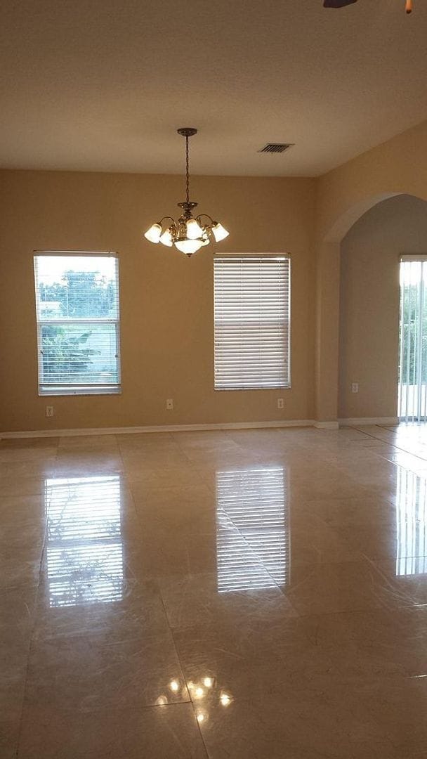 Photo - Available Now! Spacious 3 bedroom 2 bathroom home!!!