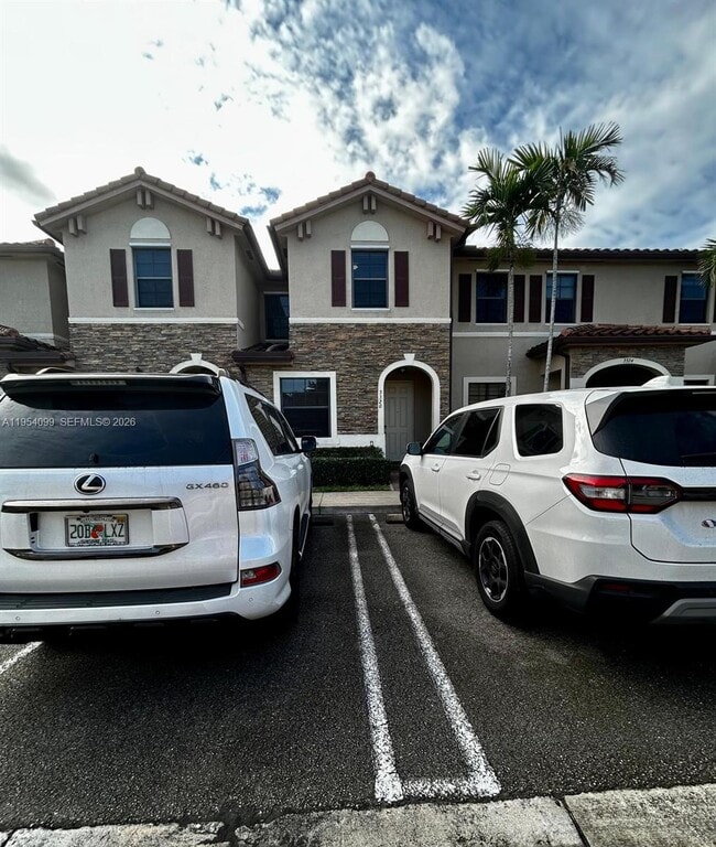 Building Photo - 3320 W 92nd Pl