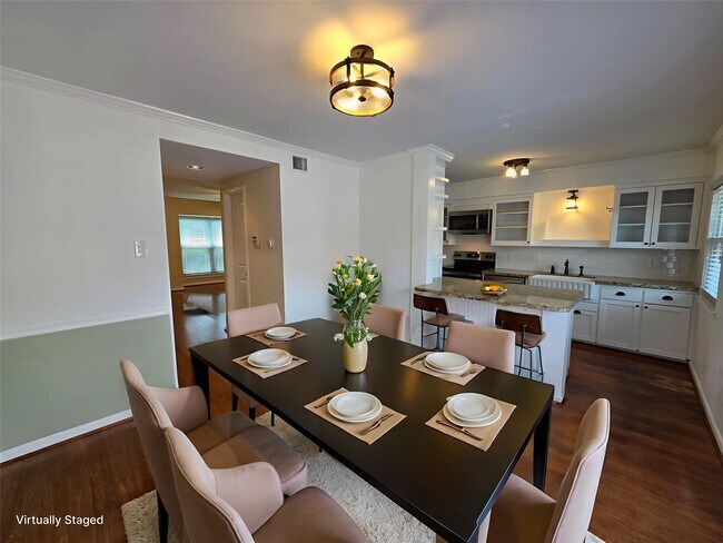 Building Photo - 6469 Burgoyne Dr. Unit 32 Rental