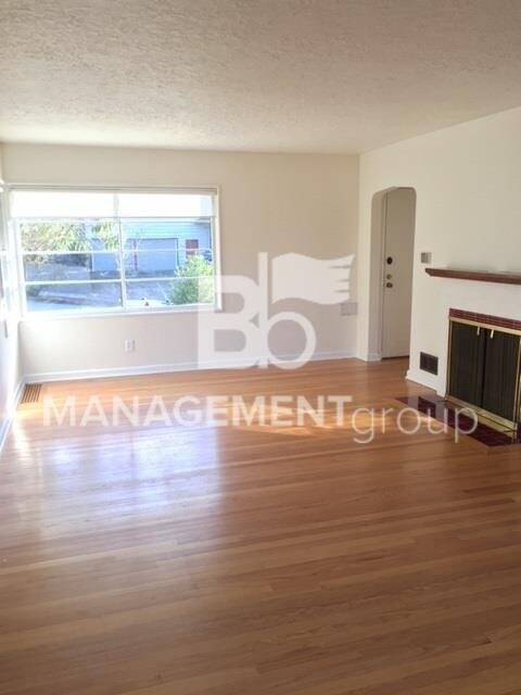 Photo - Heart of NE Portland Beautiful Light Fille...