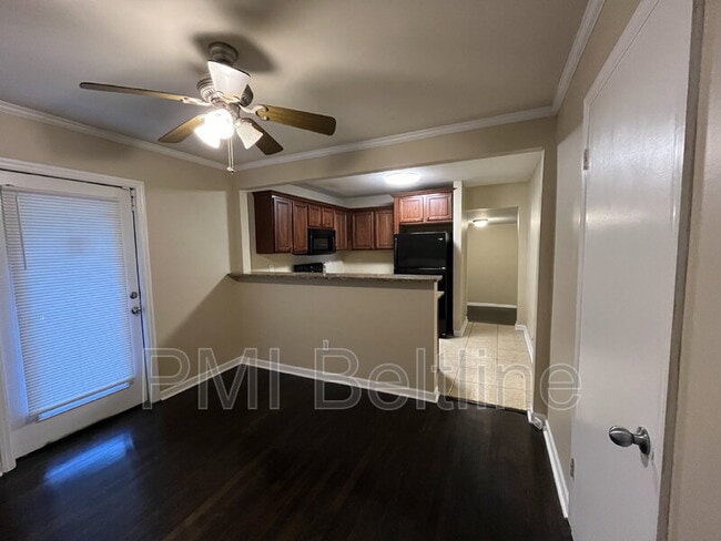 Photo - 3217 McAfee Rd