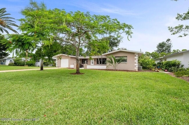 Photo - 340 Greenway Ave