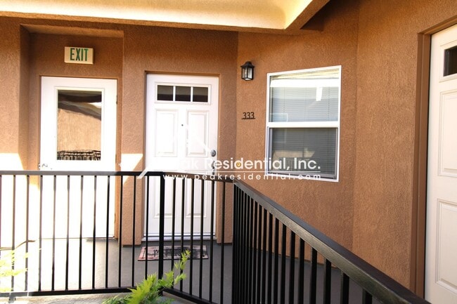 Photo - Wonderful 2bd/2ba Folsom Condo with 1 Car Garage!