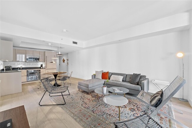 Photo - 1010 Brickell Ave Unidad 1911