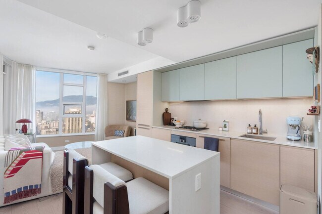 Photo - 1289 Hornby St Unit SI ID1431204P