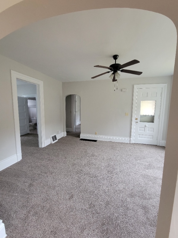 Photo - 701 W 8th St Unit 1