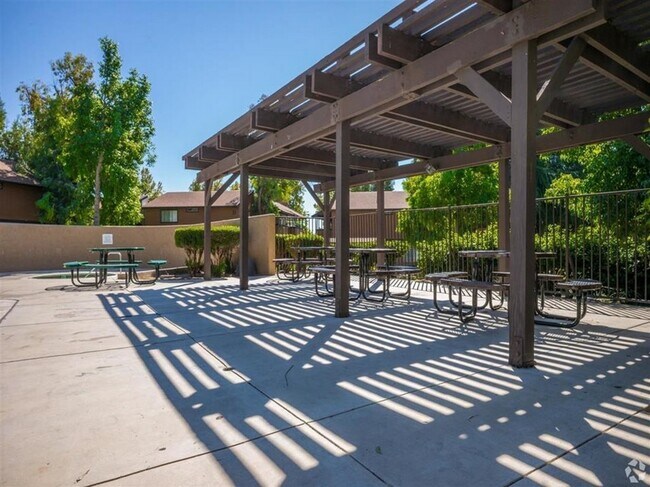 Park Heights Apartments