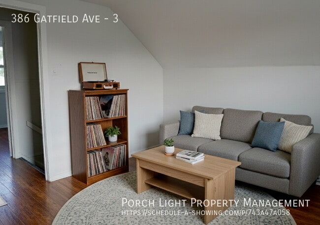 Photo - Renovated 1 Bedroom Loft - Lots of Natural Light - Brand New Upgrades Unité 3