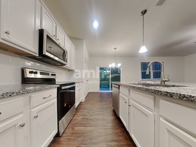 Photo - 475 Summit View Ct