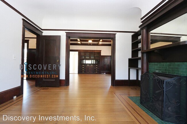 2 br, 2 bath House - 985 42nd Street