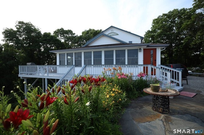 12 Arcadia Rd