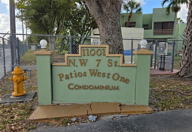 Building Photo - 11091 NW 7th St Unit 104