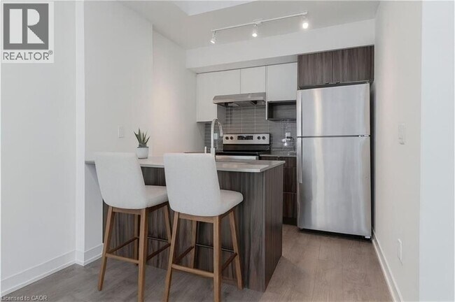 Photo - 1135 Cooke Blvd.