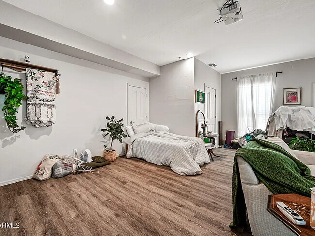 Photo - 2428 N 101st Ave