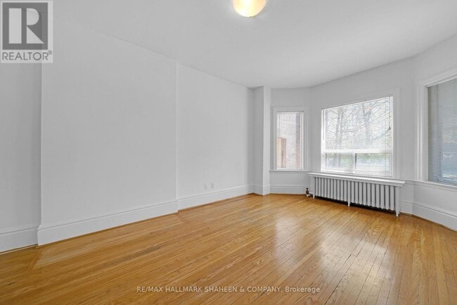 Photo - 16 Foxbar Rd Unit 2