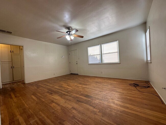 Photo - 116 Franklin Ave