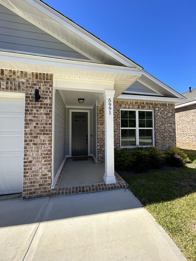 Photo - 5991 Born Dr