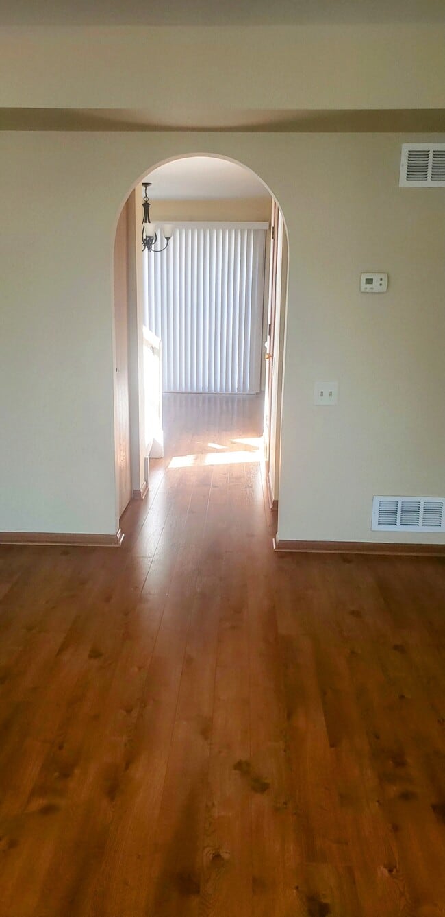 Photo - 2086 Muirfield Cir