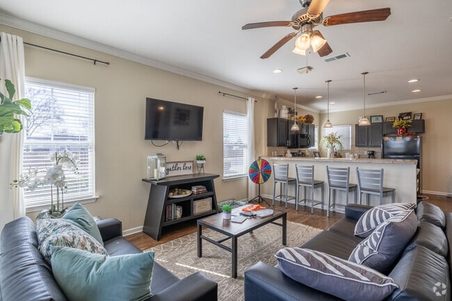 4BR, 4.5BA - 2,300SF - Living Room