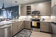 1BR, 1BA - 672SF