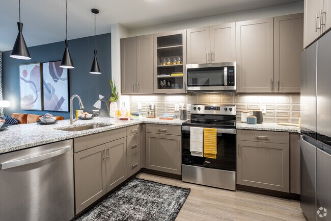 1HAB, 1BA - 672 ft² - The Banks of Springdale