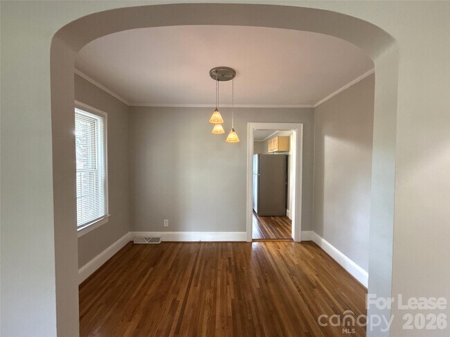 Photo - 4908 Elder Ave