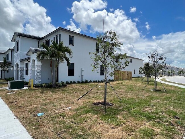 Photo - 28610 SW 133rd Ct