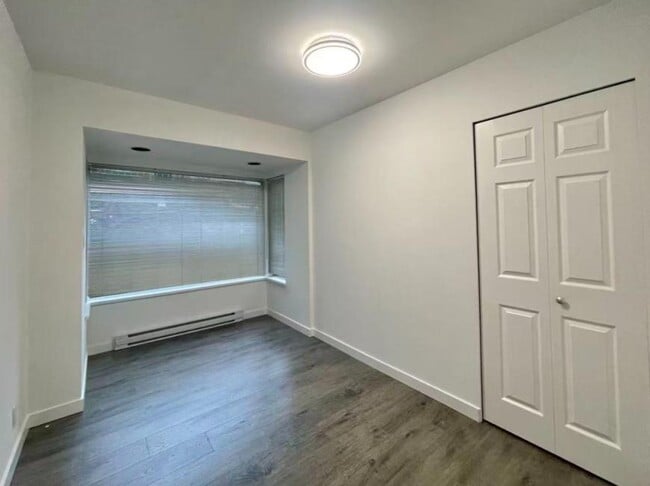 Photo - 2 bedroom in Burnaby BC V5J 2X7