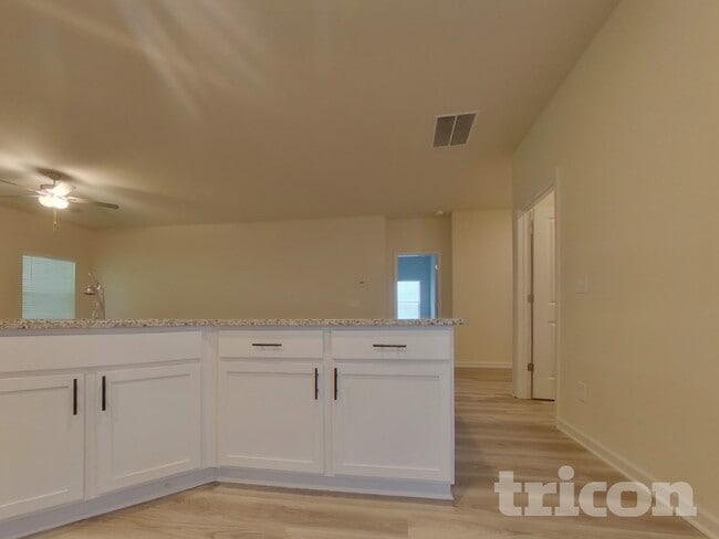 Photo - 451 Prescott Wy