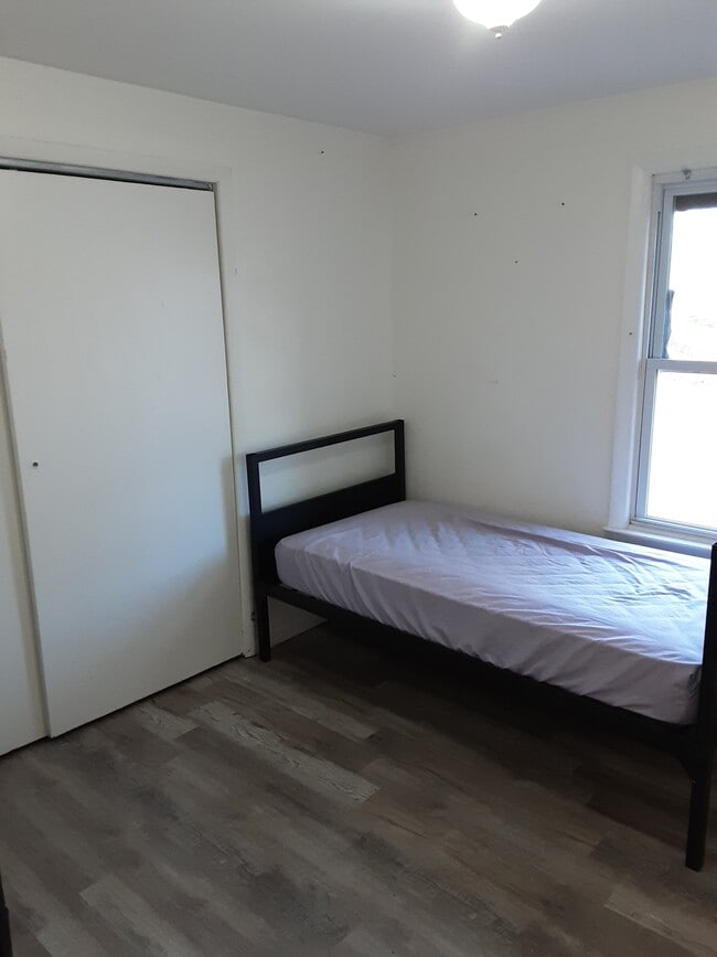 Photo - 13 Rock Ridge Ave