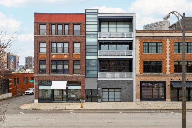 Photo - 225 N 4th St Unit # 303