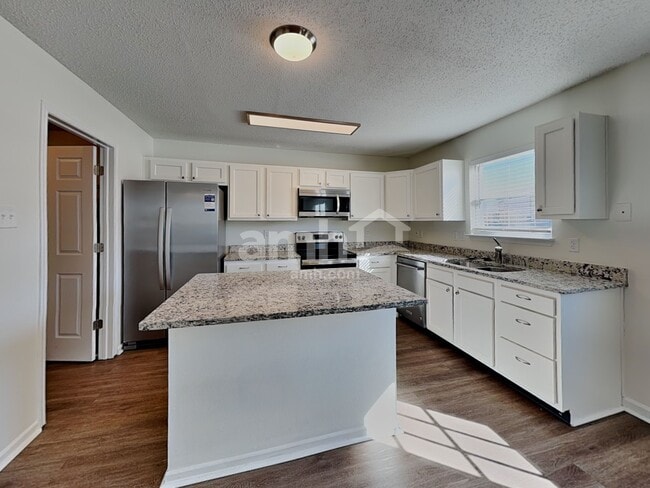 Photo - 10275 Holly Berry Cir