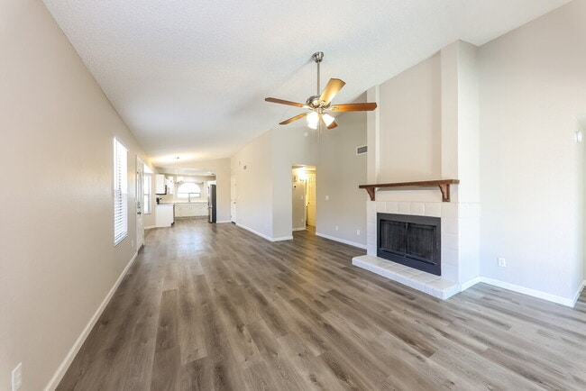 Photo - 8938 N 64th Ln