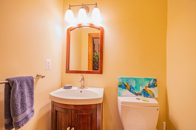 Photo - 3542 10th St NW