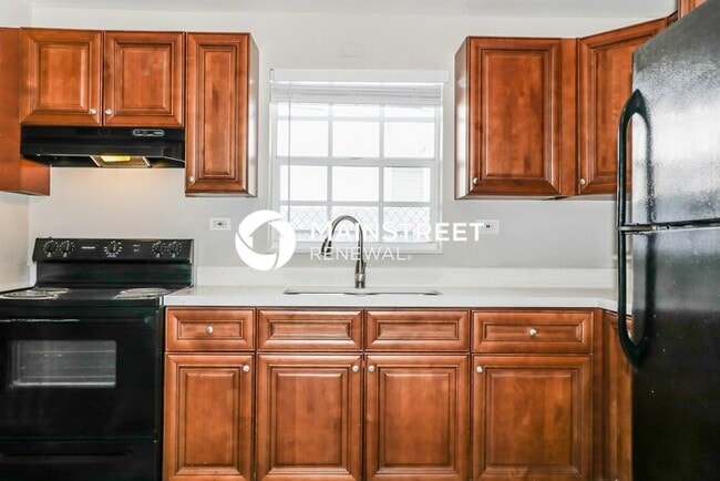 Photo - 5 Bedroom Pet-Friendly Home in Miami, FL with Main Street Renewal