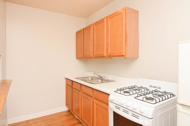 Photo - 1055 W George Unit 803