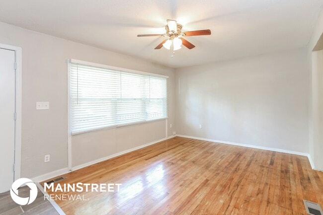Photo - 11423 Palmer Ave