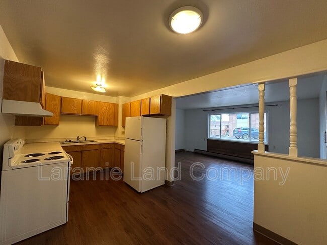 Photo - 1609 E Baker St