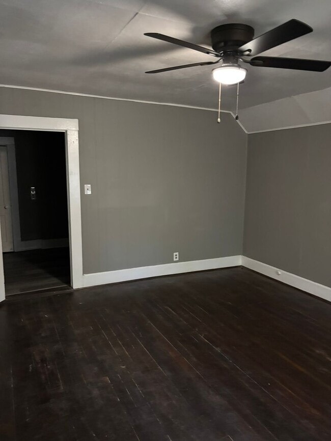 Photo - Eighteenth Ave 3011 Unidad D