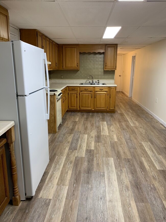 Building Photo - 76 Beauview Ave Unit 1 Bedroom Apartment