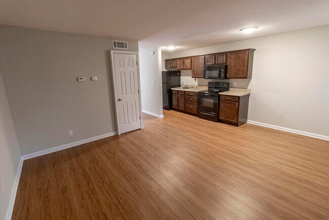 Photo - 105 N Garth Ave Unit 13