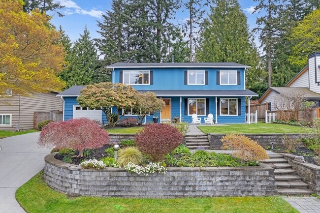 Building Photo - Rare Edmonds Bowl Retreat | Park-Like Yard & Updated Spacious Home