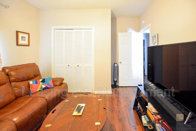 Photo - 146 Line St Unit D