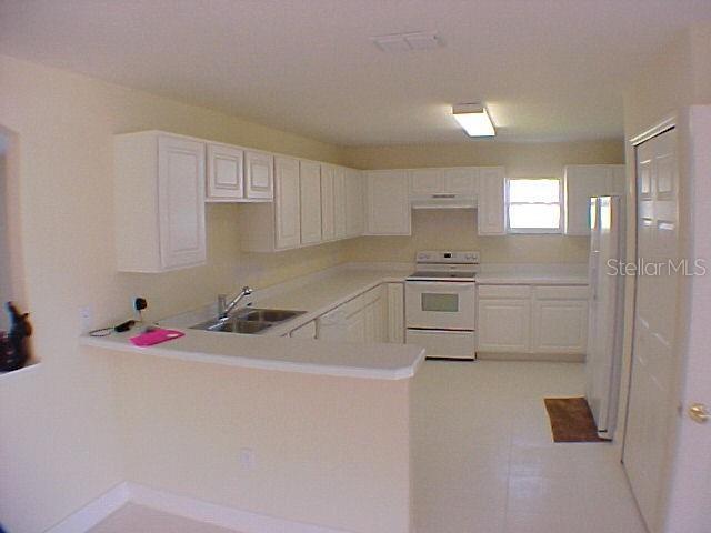 960 Chase Ct