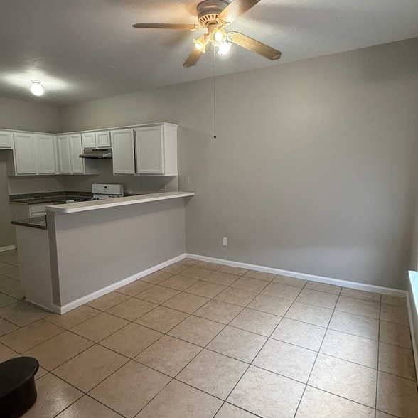 Photo - 19959 Sycamore Valley Dr