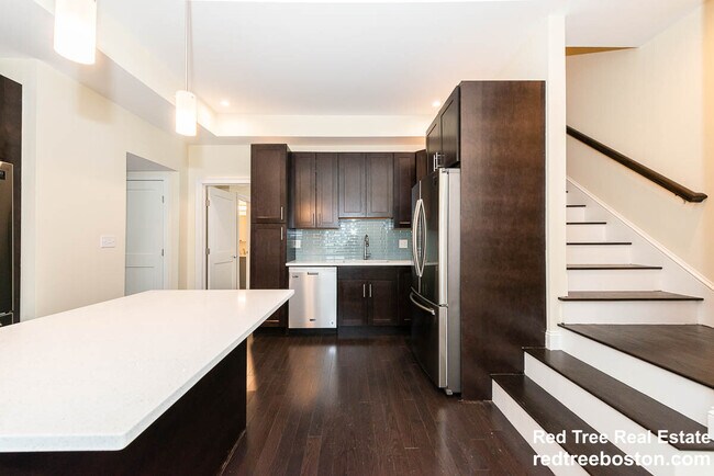 Photo - 5 Malvern Ter