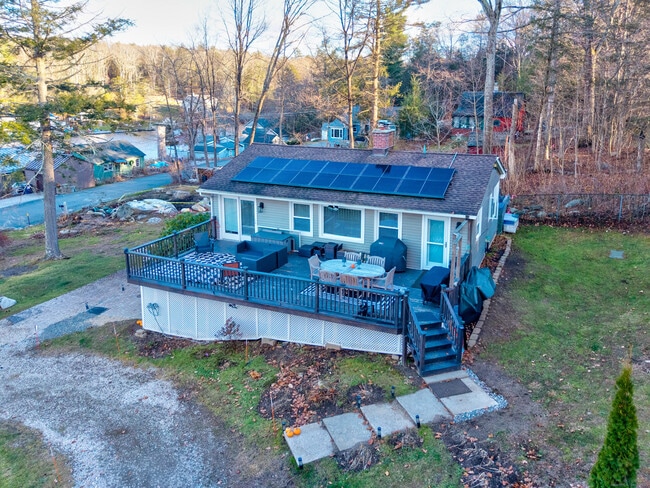 Building Photo - 25 Cottage Grove Rd