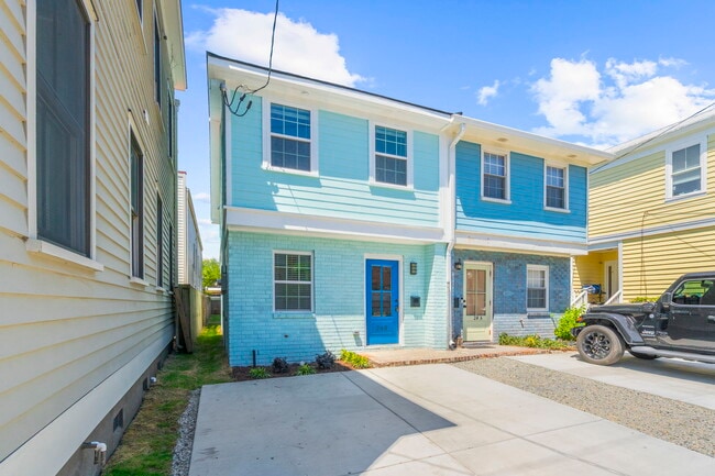 Building Photo - 24 Blake St